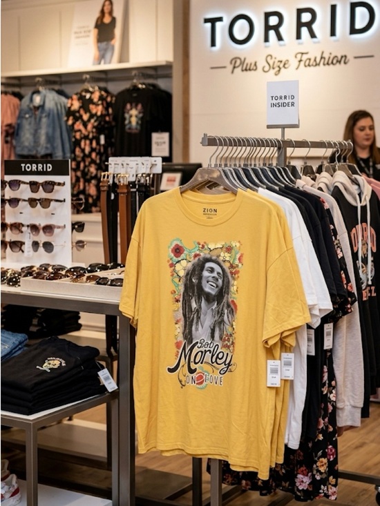 Zion Rootswear Tops - Torrid Zion NWOT Yellow Graphic Bob Marley T‑Shirt with Floral Accent